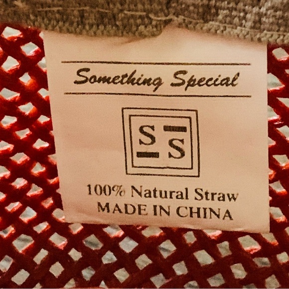 Straw hat - Picture 10 of 11